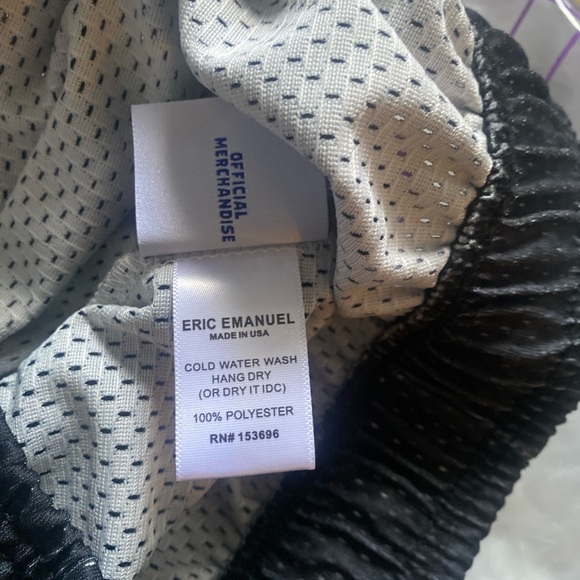 Eric Emmanuel Black Skyline shorts - Picture 5 of 6